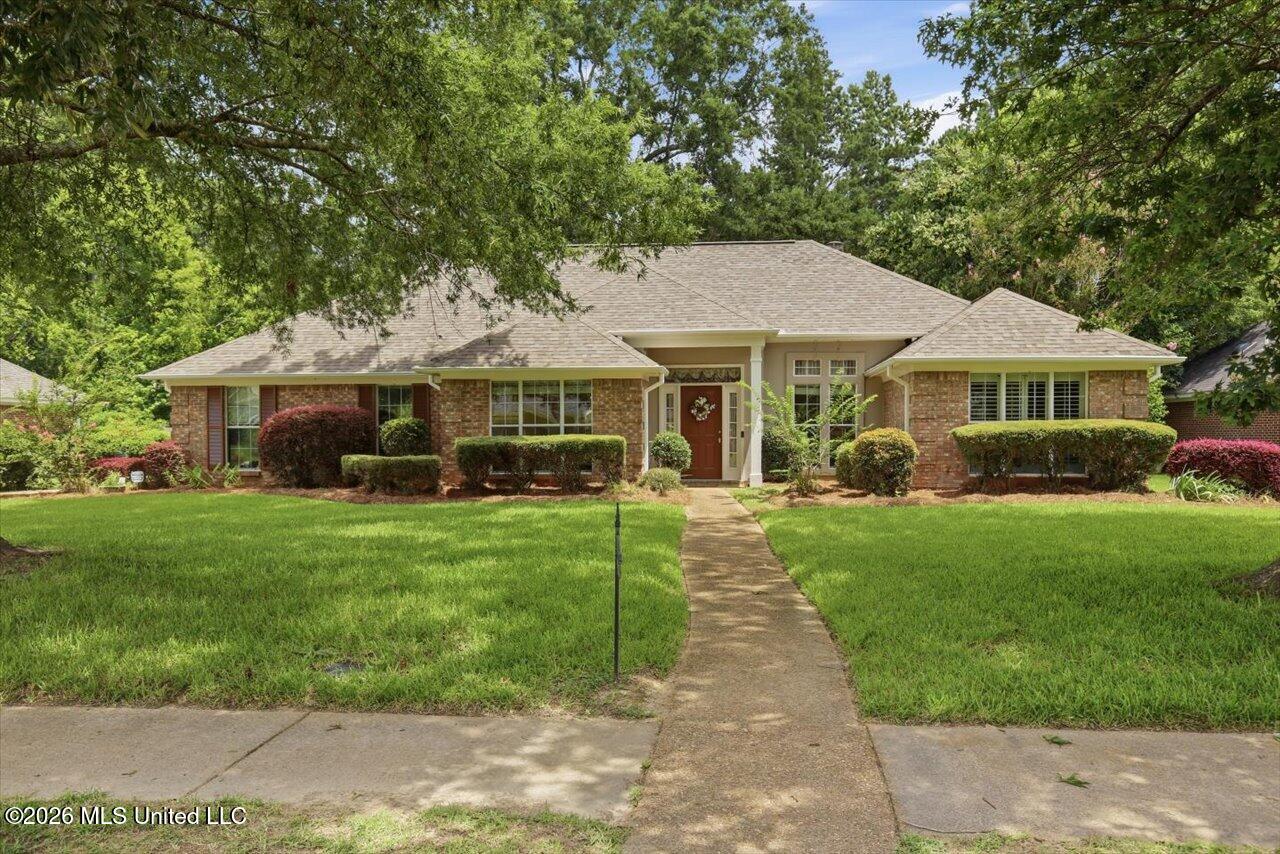 212 Cambridge Drive